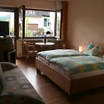 Gæstehus Wein- Und Gaestehaus Hermann-josef Schmitz 3*
