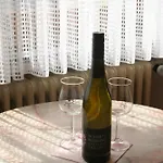Wein- Und Gaestehaus Hermann-josef Schmitz Gæstehus