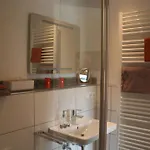 Wein- Und Gaestehaus Hermann-josef Schmitz 3*