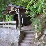Wein- Und Gaestehaus Hermann-josef Schmitz Gæstehus Ürzig