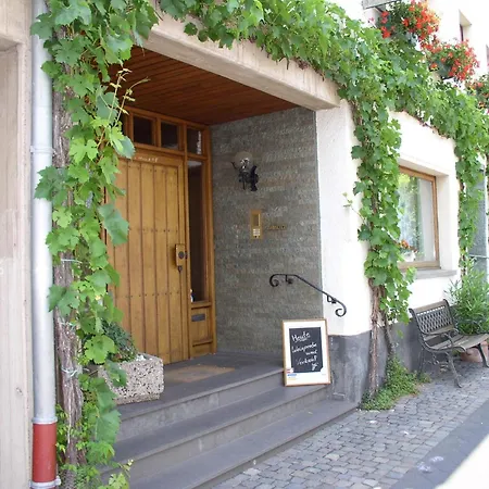 Wein- Und Hermann-josef Schmitz Gasthof