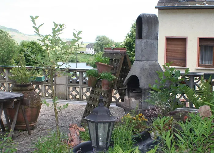 Casa de hóspedes Wein- Und Gaestehaus Hermann-josef Schmitz Ürzig