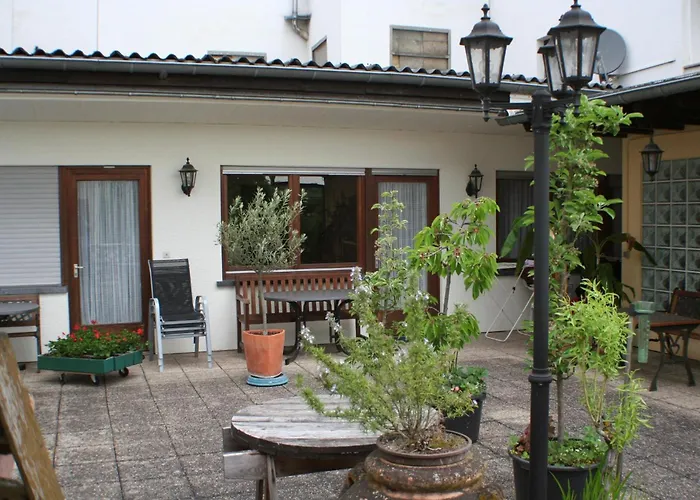 Wein- Und Gaestehaus Hermann-josef Schmitz Casa de hóspedes 3*