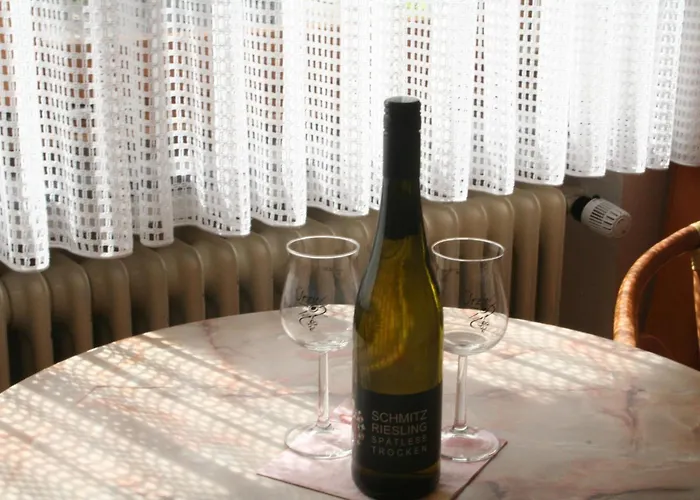 Wein- Und Gaestehaus Hermann-josef Schmitz Casa de hóspedes