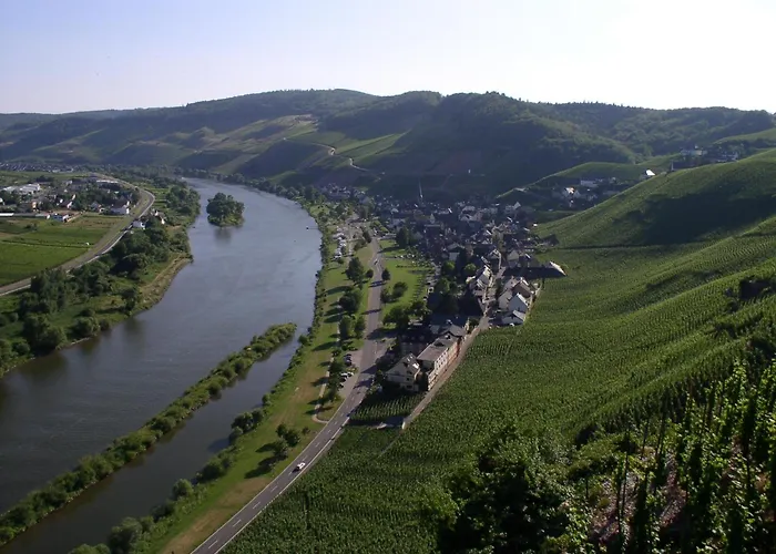 Wein- Und Gaestehaus Hermann-josef Schmitz Casa de hóspedes